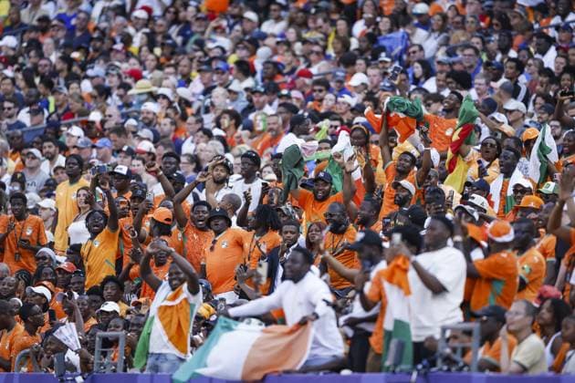 PHILADELPHIA - Ivory Coast supporters react after the 0-2 defeat during the 2026 FIFA World Cup, WM, Weltmeisterschaft, Fussball Group E match between Curacao and Ivory Coast at Philadelphia Stadium on June 25, 2026, in Philadelphia, United States. MAURICE VAN STEEN ANP FIFA World Cup 2026 - Group E 2026 xVIxANPxSportx xxANPxIVx 561980930 originalFilename: 561980930.jpg