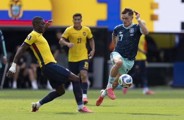 Ecuador v Germany - FIFA World Cup, WM, Weltmeisterschaft, Fussball 2026 - Group E NEW JERSEY, USA - JUNE 25: Florian Wirtz (17) of Germany in action during the 2026 FIFA World Cup First Stage Group E match between Ecuador and Germany at New Jersey Stadium (MetLife Stadium) in East Rutherford, New Jersey, USA, on June 25, 2026 Sathire Kelpa Anadolu New Jersey United States. Editorial use only. Please get in touch for any other usage.  Copyright: x2026xAnadoluxSathirexKelpax