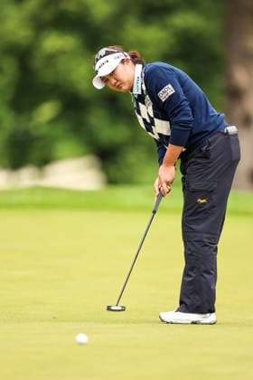 Hae Ran Ryu of South Korea putts on the third green during the first round of the 2026 KPMG Women s PGA, Golf Herren Championship at Hazeltine National Golf Club on June 25, 2026 in Chaska, Minnesota. CSM. Golf 2026: KPMG Women s PGA Championship Round One  - ZUMAc04_ 20260625_zma_c04_127 Copyright: xStevenxGarciax