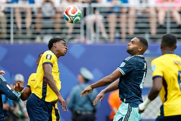 25.06.2026, Fussball, Herren, FIFA Weltmeisterschaft 2026, Vorrunde, Gruppe E, New York, Ecuador - Deutschland, Jonathan Tah (Deutschland), Pedro Vite (Ecuador) New York MetLife Stadium New York Vereinigte Staaten von Amerika (US) *** June 25, 2026, Soccer, Men s, 2026 FIFA World Cup, Group Stage, Group E, New York, Ecuador vs. Germany, Jonathan Tah (Germany), Pedro Vite (Ecuador), New York, MetLife Stadium, New York, United States of America, US Copyright: xSebastianxBachx