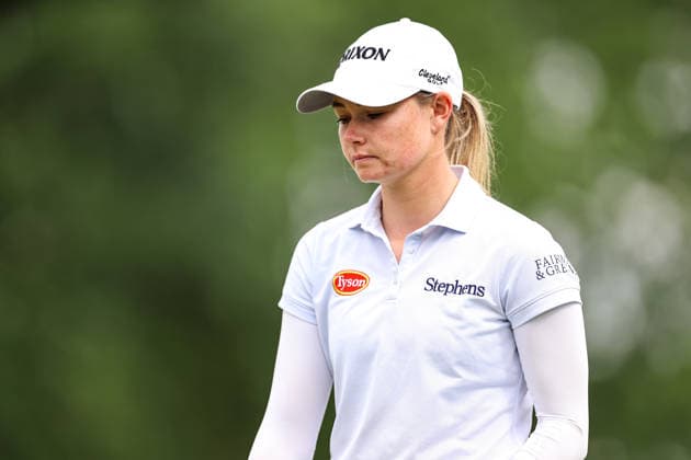 Brooke Matthews of the United States looks on before putting on the third green during the first round of the 2026 KPMG Women s PGA, Golf Herren Championship at Hazeltine National Golf Club on June 25, 2026 in Chaska, Minnesota. CSM. Chaska USA - ZUMAc04_ 20260625_zma_c04_167 Copyright: xStevenxGarciax