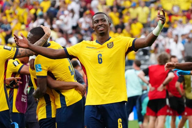 Siegesjubel Willian Pacho (Ecuador, 6) - New York 25.06.2026: Deutschland vs. Ecuador, MetLife Stadium, World Cup 26 Gruppe E, 3. Spieltag *** Willian Pacho Celebrates Ecuador s Victory, June 25, 2026, New York: Germany vs. Ecuador, MetLife Stadium, World Cup 26, Group E, Matchday 3