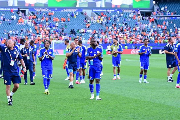 Curacao v Ivory Coast - FIFA World Cup, WM, Weltmeisterschaft, Fussball 2026 - Group E PHILADELPHIA, USA - JUNE 25: Players of Curacao greet the fans after the 2026 FIFA World Cup First Stage Group E match between Curacao and Ivory Coast at Lincoln Financial Field (Philadelphia Stadium) in Philadelphia, Pennsylvania, United States on June 25, 2026. Abdulhamid Hosbas Anadolu Pennsylvania United States. Editorial use only. Please get in touch for any other usage.  Copyright: x2026xAnadoluxAbdulhamidxHosbasx