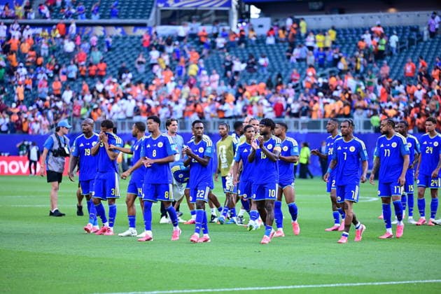 Curacao v Ivory Coast - FIFA World Cup, WM, Weltmeisterschaft, Fussball 2026 - Group E PHILADELPHIA, USA - JUNE 25: Players of Curacao greet the fans after the 2026 FIFA World Cup First Stage Group E match between Curacao and Ivory Coast at Lincoln Financial Field (Philadelphia Stadium) in Philadelphia, Pennsylvania, United States on June 25, 2026. Abdulhamid Hosbas Anadolu Pennsylvania United States. Editorial use only. Please get in touch for any other usage.  Copyright: x2026xAnadoluxAbdulhamidxHosbasx