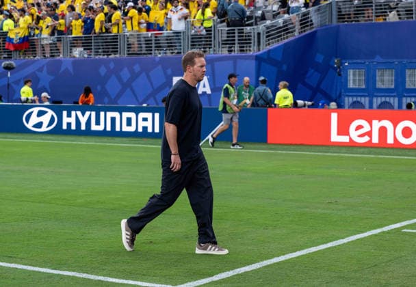 Fußball, Herren, FIFA World Cup, WM, Weltmeisterschaft, Fussball 2026, Spiel in New York New Jersey, Ecuador - Deutschland (Gruppe E, 3. Spieltag), Trainer Julian Nagelsmann (Deutschland), Enttäuschung nach Abpfiff, 25.06. 2026, *** Soccer, Men s, 2026 FIFA World Cup, Match in New York and New Jersey, Ecuador vs. Germany, Group E, Matchday 3, Coach Julian Nagelsmann (Germany), Disappointment after the final whistle, June 25, 2026, Copyright: xMatthiasxKochx