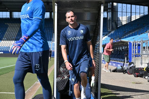 Sebastian Baumgartner (Torwarttrainer VfL Bochum) 25.06.2026, Fussball 2. Bundesliga, Saison 2026 2027, Trainingsauftakt VfL Bochum Bochum Vonovia Ruhrstadion Nordrhein Westfalen Deutschland *** Sebastian Baumgartner, Goalkeeper Coach, VfL Bochum, June 25, 2026; Soccer, 2. Bundesliga, 2026–2027 Season; Start of Training, VfL Bochum, Bochum, Vonovia Ruhrstadion, North Rhine-Westphalia, Germany Team2