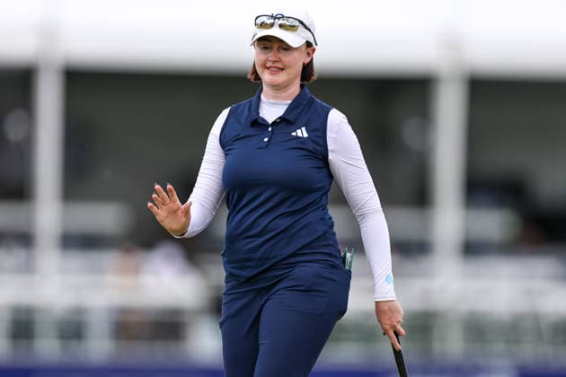 Karis Davidson of Australia reacts after putting on the ninth green during the first round of the 2026 KPMG Women s PGA, Golf Herren Championship at Hazeltine National Golf Club on June 25, 2026 in Chaska, Minnesota. CSM. Golf 2026: KPMG Women s PGA Championship Round One  - ZUMAc04_ 20260625_zma_c04_249 Copyright: xStevenxGarciax