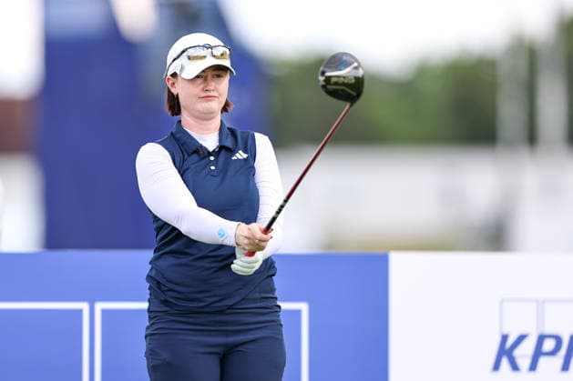 Karis Davidson of Australia lines up her drive on the ninth tee during the first round of the 2026 KPMG Women s PGA, Golf Herren Championship at Hazeltine National Golf Club on June 25, 2026 in Chaska, Minnesota. CSM. Golf 2026: KPMG Women s PGA Championship Round One  - ZUMAc04_ 20260625_zma_c04_254 Copyright: xStevenxGarciax