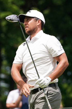 June 25, 2026, Cromwell, Connecticut, USA: Xander Schauffele (USA) watches his tee shot off the 6th hole during the first round of the 2026 Travelers Championship at TPC River Highlands. GOLF 2026: Travelers Championship - Round 1  - ZUMAw109 20260625_fap_w109_018 Copyright: xDebbyxWongx