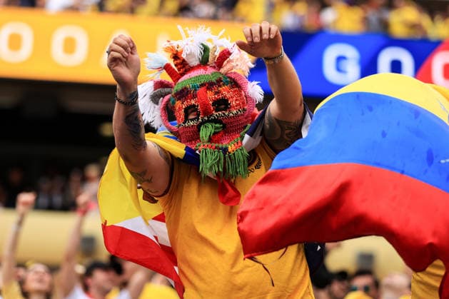 Football - FIFA World Cup, WM, Weltmeisterschaft, Fussball - Group E - Ecuador v Germany 25th June 2026 - FIFA World Cup - Group E - Ecuador v Germany - Ecuador fans - Photo: Simon Stacpoole Offside. New Jersey USA *** Fußball – FIFA-Weltmeisterschaft, Gruppe E: Ecuador gegen Deutschland, 25. Juni 2026 – FIFA-Weltmeisterschaft, Gruppe E: Ecuador gegen Deutschland – Ecuador-Fans – Foto: Simon Stacpoole – Offside, New Jersey, USA  Copyright: xSimonxStacpoolexOffside