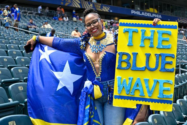 PHILADELPHIA, PA - JUNE 25: Curacao fans are shown during the FIFA World Cup, WM, Weltmeisterschaft, Fussball 2026 Group E match between Curacao and Cote d™Ivoire on June 25th, 2026 at Philadelphia Stadium in Philadelphia, PA.(Photo by Terence Lewis Icon Sportswire) SOCCER: JUN 25 FIFA World Cup 26 Group E - Curacao vs Cote d Ivoire EDITORIAL USE ONLY Icon260625002