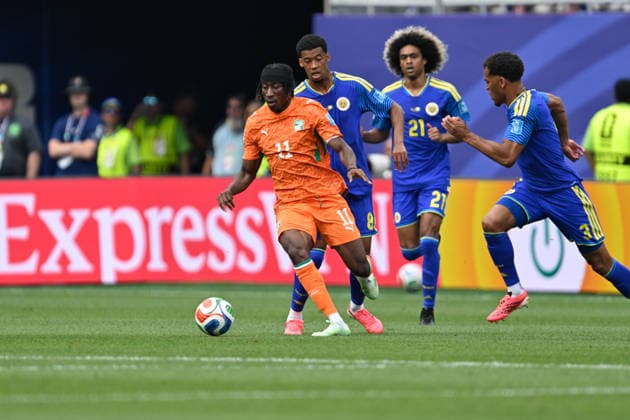 PHILADELPHIA, PA - JUNE 25: Yan Diomande 11 of Cote d Ivoire dribbles the ball during the FIFA World Cup, WM, Weltmeisterschaft, Fussball 2026 Group E match between Curacao and Cote d™Ivoire on June 25th, 2026 at Philadelphia Stadium in Philadelphia, PA.(Photo by Terence Lewis Icon Sportswire) SOCCER: JUN 25 FIFA World Cup 26 Group E - Curacao vs Cote d Ivoire EDITORIAL USE ONLY Icon260625016