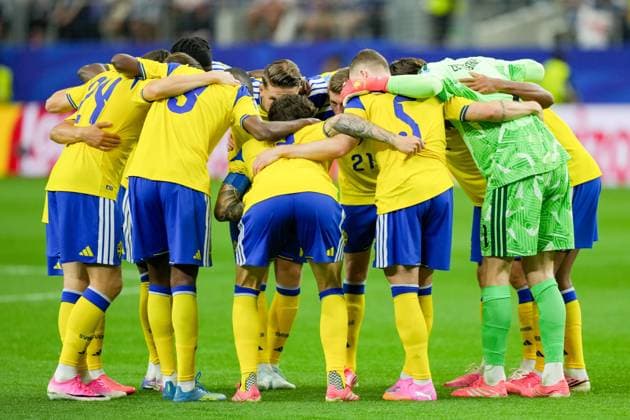 . Players from Sweden during the FIFA World Cup, WM, Weltmeisterschaft, Fussball 2026 Group F match between Japan and Sweden at Dallas Stadium on June 25, 2026 in Dallas, United States. (Photo by Torbjorn Tande DeFodi Images) - *** Players from Sweden during the 2026 FIFA World Cup Group F match between Japan and Sweden at Dallas Stadium on June 25, 2026, in Dallas, United States. Photo by Torbjorn Tande, DeFodi Images