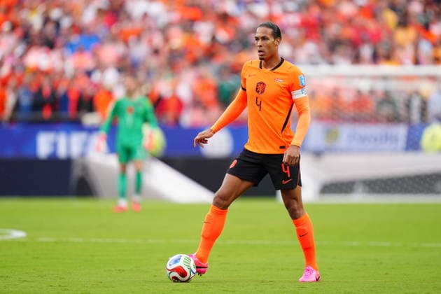 Tunisia v Netherlands - FIFA World Cup, WM, Weltmeisterschaft, Fussball 2026 - Group F KANSAS CITY, UNITED STATES - JUNE 25: Virgil Van Dijk (4) of Netherlands in action during the 2026 FIFA World Cup First Stage Group F match between Tunisia and Netherlands at Arrowhead Stadium (Kansas City Stadium) in Kansas City, Missouri, United States on June 25, 2026. Hakan Akgun Anadolu Missouri United States. Editorial use only. Please get in touch for any other usage.  Copyright: x2026xAnadoluxHakanxAkgunx