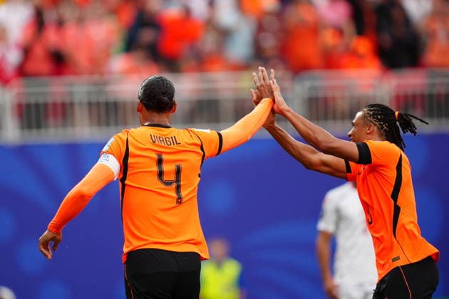 Tunisia v Netherlands - FIFA World Cup, WM, Weltmeisterschaft, Fussball 2026 - Group F KANSAS CITY, UNITED STATES - JUNE 25: Virgil Van Dijk (4) of Netherlands celebrates after Ellyes Skhiri of Tunisia scored an own goal during the 2026 FIFA World Cup First Stage Group F match between Tunisia and Netherlands at Arrowhead Stadium (Kansas City Stadium) in Kansas City, Missouri, United States on June 25, 2026. Hakan Akgun Anadolu Missouri United States. Editorial use only. Please get in touch for any other usage.  Copyright: x2026xAnadoluxHakanxAkgunx