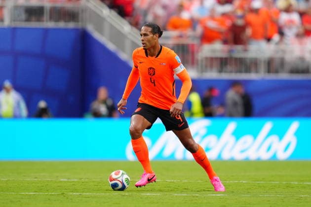 Tunisia v Netherlands - FIFA World Cup, WM, Weltmeisterschaft, Fussball 2026 - Group F KANSAS CITY, UNITED STATES - JUNE 25: Virgil Van Dijk (4) of Netherlands in action during the 2026 FIFA World Cup First Stage Group F match between Tunisia and Netherlands at Arrowhead Stadium (Kansas City Stadium) in Kansas City, Missouri, United States on June 25, 2026. Hakan Akgun Anadolu Kansas City United States. Editorial use only. Please get in touch for any other usage.  Copyright: x2026xAnadoluxHakanxAkgunx