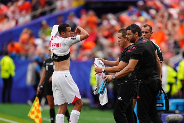 Tunisia v Netherlands - FIFA World Cup, WM, Weltmeisterschaft, Fussball 2026 - Group F KANSAS CITY, UNITED STATES - JUNE 25: Ellyes Skhiri of Tunisia removes his jersey during the 2026 FIFA World Cup First Stage Group F match between Tunisia and Netherlands at Arrowhead Stadium (Kansas City Stadium) in Kansas City, Missouri, United States on June 25, 2026. Hakan Akgun Anadolu Missouri United States. Editorial use only. Please get in touch for any other usage.  Copyright: x2026xAnadoluxHakanxAkgunx