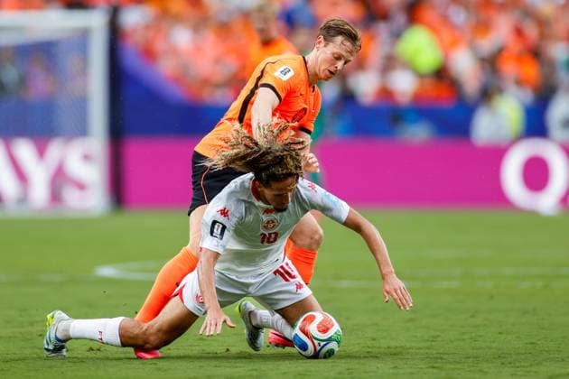 KANSAS CITY, 25-06-2026, Kansas City Stadium, World Cup 2026 Match between Tunesia and The Netherlands. Picture Shows Tunisia player Hannibal Mejbri and Netherlands player Frenkie de Jong Tunesia - Netherlands (World Cup 2026)  x204647987x Copyright:
