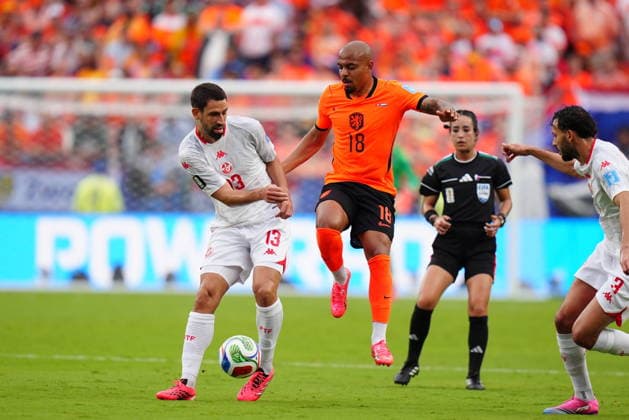 Tunisia v Netherlands - FIFA World Cup, WM, Weltmeisterschaft, Fussball 2026 - Group F KANSAS CITY, UNITED STATES - JUNE 25: Donyell Malen (18) of Netherlands in action during the 2026 FIFA World Cup First Stage Group F match between Tunisia and Netherlands at Arrowhead Stadium (Kansas City Stadium) in Kansas City, Missouri, United States on June 25, 2026. Hakan Akgun Anadolu Missouri United States. Editorial use only. Please get in touch for any other usage.  Copyright: x2026xAnadoluxHakanxAkgunx