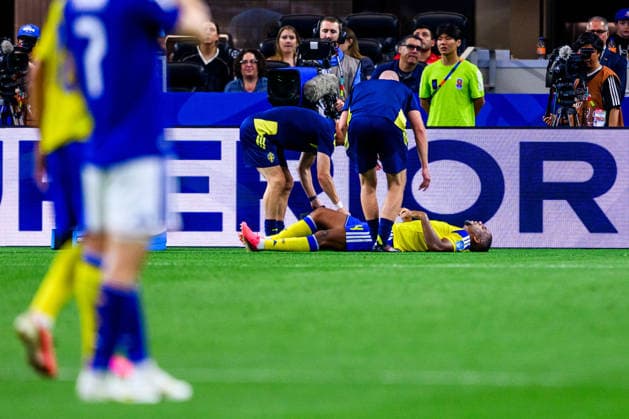 260625 Isak Hien of Sweden during the FIFA World Cup, WM, Weltmeisterschaft, Fussball 2026 football match between Japan and Sweden on June 25, 2026 in Dallas. Photo: Petter Arvidson BILDBYRAN kod PA PA1259 bbeng fotboll football soccer fotball vm fotbolls-vm fotball-vm fotbolls-vm 2026 fifa world cup 2026 sverige sweden sverige a japan *** 260625 Isak Hien of Sweden during the 2026 FIFA World Cup soccer match between Japan and Sweden on June 25, 2026 in Dallas. Photo by Petter Arvidson, BILDBYRAN. Code: PA PA1259 bbeng soccer football fotball World Cup 2026 FIFA World Cup 2026 Sweden Sweden A Japan  Copyright: PETTERxARVIDSON BB260625PA121