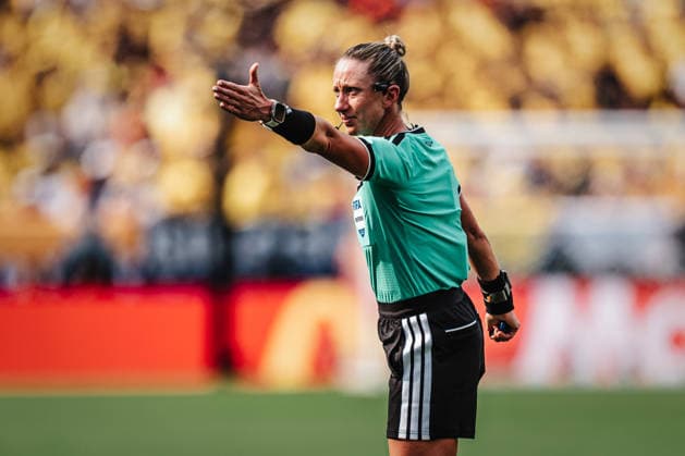 Fußball Herren FIFA Fußball-Weltmeisterschaft 2026 Gruppe E Ecuador vs. Deutschland 25.06.2026 Schiedsrichterin Tori Penso (USA) New Jersey New York New Jersey Stadion New Jersey United States of America *** Men s Soccer 2026 FIFA World Cup Group E Ecuador vs. Germany June 25, 2026 Referee Tori Penso USA New Jersey New York New Jersey Stadium New Jersey United States of America