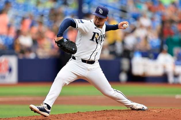 June 25, 2026, St. Petersburg, Florida, USA: Tampa Bay Rays pitcher Ian Seymour (61) delivers a pitch during an MLB, Baseball Herren, USA game against the Kansas City Royals on June 25, 2026 at Tropicana Field. The Rays beat the Royals 13-2. St. Petersburg USA - ZUMAh180 20260625_zsp_h180_024 Copyright: xKimxHukarix