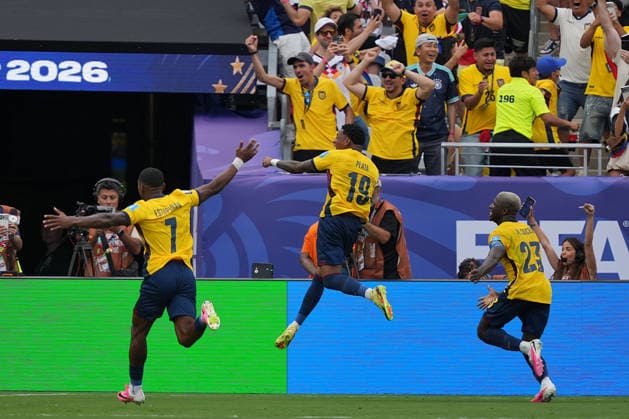 IPA86066335 - Gonzalo Plata of Ecuador celebrates after scoring a goal during the Group E match between Ecuador and Germany at the FIFA World Cup, WM, Weltmeisterschaft, Fussball in New York, USA, on June 25, 2026  Copyright: xEmmanuelexMastrodonato IPAxSportx xx 86066335