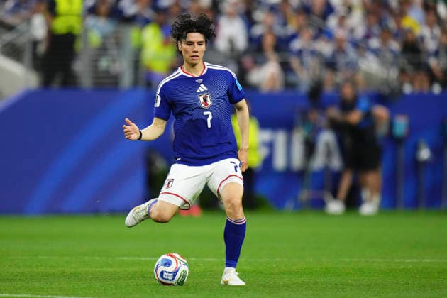 Japan v Sweden: Group F - FIFA World Cup, WM, Weltmeisterschaft, Fussball 2026 Ao Tanaka of Japan plays the ball during the FIFA World Cup 2026 Group F match between Japan and Sweden at Dallas Stadium on June 25, 2026 in Dallas, United States. Arlington TX United States  Copyright: xJosexBretonx originalFilename:bretonhernandez-japanvsw260625_npi34.jpg
