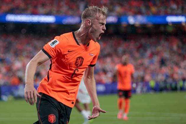 KANSAS CITY, 25-06-2026, Kansas City Stadium, World Cup 2026 Match between Tunesia and The Netherlands. Picture Shows Netherlands player Jan Paul van Hecke celebrates the 1-3 Tunesia - Netherlands (World Cup 2026)  x204648947x Copyright: