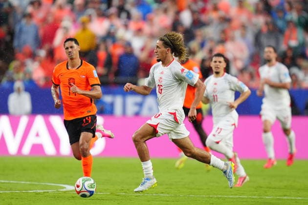 Tunisia v Netherlands - FIFA World Cup, WM, Weltmeisterschaft, Fussball 2026 - Group F KANSAS CITY, UNITED STATES - JUNE 25: Hannibal Mejbri (10) of Tunisia in action during the 2026 FIFA World Cup First Stage Group F match between Tunisia and Netherlands at Arrowhead Stadium (Kansas City Stadium) in Kansas City, Missouri, United States on June 25, 2026. Hakan Akgun Anadolu Missouri United States. Editorial use only. Please get in touch for any other usage.  Copyright: x2026xAnadoluxHakanxAkgunx