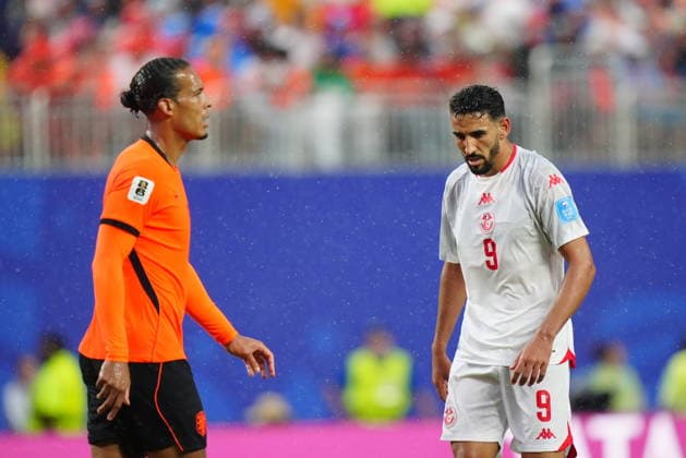 Tunisia v Netherlands - FIFA World Cup, WM, Weltmeisterschaft, Fussball 2026 - Group F KANSAS CITY, UNITED STATES - JUNE 25: Virgil Van Dijk (4) of Netherlands in action against Hazem Mastouri (9) of Tunisia during the 2026 FIFA World Cup First Stage Group F match between Tunisia and Netherlands at Arrowhead Stadium (Kansas City Stadium) in Kansas City, Missouri, United States on June 25, 2026. Hakan Akgun Anadolu Missouri United States. Editorial use only. Please get in touch for any other usage.  Copyright: x2026xAnadoluxHakanxAkgunx