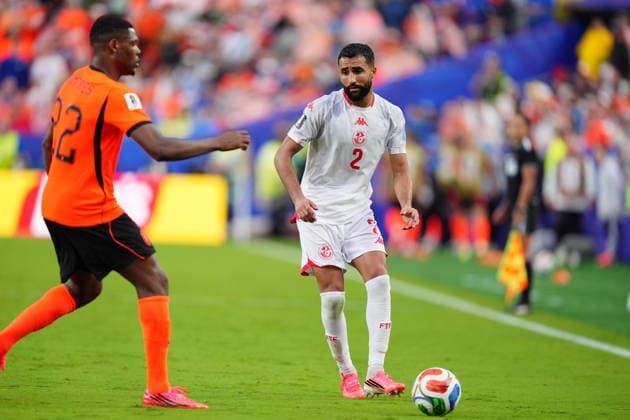 Tunisia v Netherlands - FIFA World Cup, WM, Weltmeisterschaft, Fussball 2026 - Group F KANSAS CITY, UNITED STATES - JUNE 25: Ali Abdi (2) of Tunisia in action during the 2026 FIFA World Cup First Stage Group F match between Tunisia and Netherlands at Arrowhead Stadium (Kansas City Stadium) in Kansas City, Missouri, United States on June 25, 2026. Hakan Akgun Anadolu Missouri United States. Editorial use only. Please get in touch for any other usage.  Copyright: x2026xAnadoluxHakanxAkgunx