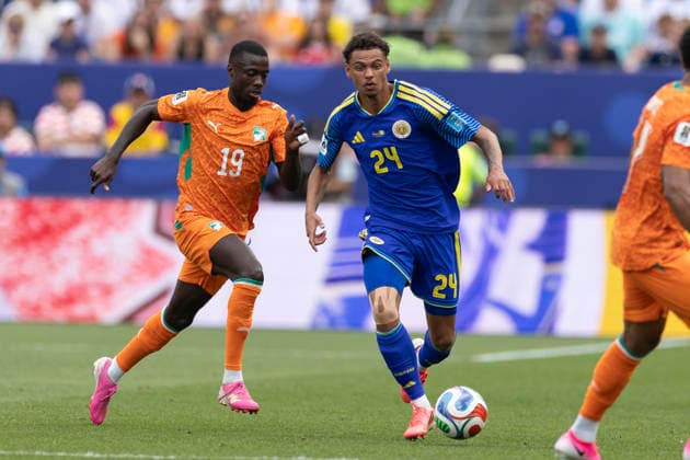 FONVILLE Deveron and PEPE Nicolas during FIFA World Cup, WM, Weltmeisterschaft, Fussball 2026 - Group E Curacao - CÃ te d Ivoire 25 June 2026 PHILADELPHIA Philadelphia Stadium USA By IMAGO Didier Lefa Studio Desire Ameka Philadelphia Philadelphia Stadium United State of America