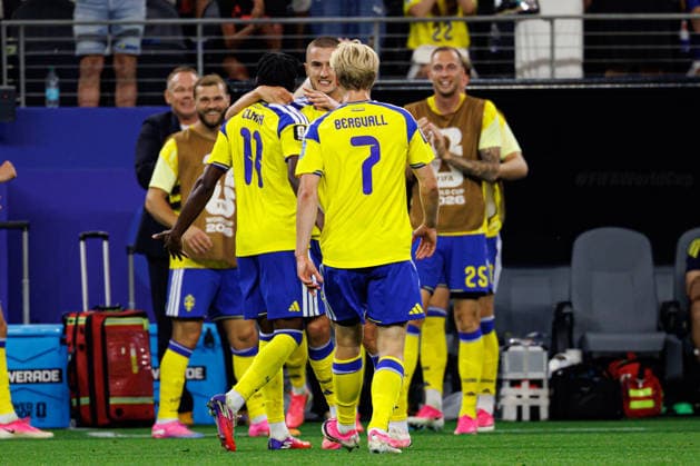 Anthony Elanga seen celebrating after scoring goal during FIFA World Cup, WM, Weltmeisterschaft, Fussball 2026 game between national teams of Japan an Sweden (Grzegorz Wajda Ball Raw Images) Arlington Dallas Stadium USA Copyright: xGrzegorzxWajdax grzegorzwajda_japan_netherlands_2526_2-23