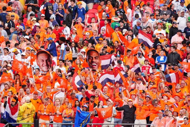 Tunisia v Netherlands - FIFA World Cup, WM, Weltmeisterschaft, Fussball 2026 - Group F KANSAS CITY, UNITED STATES - JUNE 25: Fans of Netherlands celebrate after the 2026 FIFA World Cup First Stage Group F match between Tunisia and Netherlands at Arrowhead Stadium (Kansas City Stadium) in Kansas City, Missouri, United States on June 25, 2026. Hakan Akgun Anadolu Missouri United States. Editorial use only. Please get in touch for any other usage.  Copyright: x2026xAnadoluxHakanxAkgunx