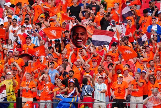 Tunisia v Netherlands - FIFA World Cup, WM, Weltmeisterschaft, Fussball 2026 - Group F KANSAS CITY, UNITED STATES - JUNE 25: Fans of Netherlands celebrate after the 2026 FIFA World Cup First Stage Group F match between Tunisia and Netherlands at Arrowhead Stadium (Kansas City Stadium) in Kansas City, Missouri, United States on June 25, 2026. Hakan Akgun Anadolu Missouri United States. Editorial use only. Please get in touch for any other usage.  Copyright: x2026xAnadoluxHakanxAkgunx