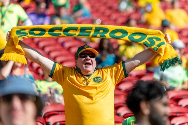 SANTA CLARA, CA - JUNE 25: An Australia fan gets ready before the FIFA World Cup, WM, Weltmeisterschaft, Fussball Group D match between Paraguay and Australia on June 25, 2026 at San Francisco Bay Area Stadium in Santa Clara, CA. (Photo by Bob Kupbens Icon Sportswire) SOCCER: JUN 25 FIFA World Cup 26 Group D - Paraguay vs Australia EDITORIAL USE ONLY Icon260625001
