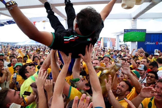 June 25, 2026, Santa Clara, California, USA: Santa Clara, USA - June 25 2026: Stadium atmosphere and fans before a FIFA World Cup, WM, Weltmeisterschaft, Fussball group match between Paraguay and Australia at San Francisco Bay Area Stadium World Cup 2026: Group D: Paraguay Vs Australia  - ZUMAp121 20260625_zsp_p121_027 Copyright: xChrisxPutnamx