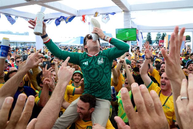 June 25, 2026, Santa Clara, California, USA: Santa Clara, USA - June 25 2026: Stadium atmosphere and fans before a FIFA World Cup, WM, Weltmeisterschaft, Fussball group match between Paraguay and Australia at San Francisco Bay Area Stadium Santa Clara USA - ZUMAp121 20260625_zsp_p121_024 Copyright: xChrisxPutnamx