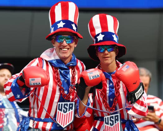 Fans of the USA pose for a photo before the start of a FIFA World Cup, WM, Weltmeisterschaft, Fussball match against Turkey at Los Angeles Stadium in Los Angeles, on Thursday, June 25, 2026.  LAP20260625804 CHRISTIANxBRUNSKILL