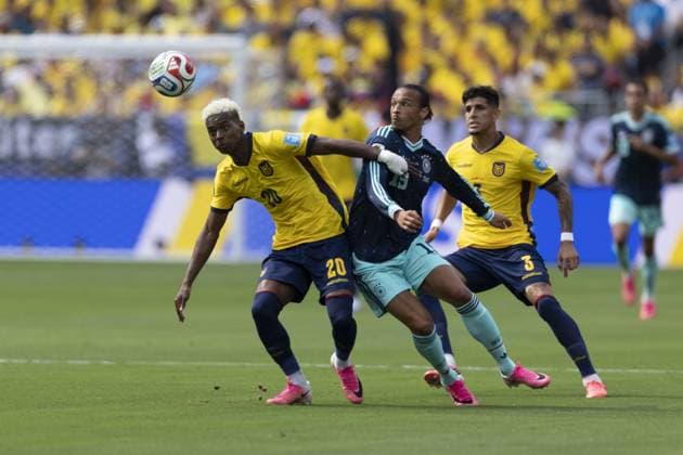 Ecuador v Germany - FIFA World Cup, WM, Weltmeisterschaft, Fussball 2026 - Group E NEW JERSEY, USA - JUNE 25: Nilson Angula (20) of Ecuador in action againstLeroy Sane (19) of Germany during the 2026 FIFA World Cup First Stage Group E match between Ecuador and Germany at New Jersey Stadium (MetLife Stadium) in East Rutherford, New Jersey, USA, on June 25, 2026. Sathire Kelpa Anadolu New Jersey United States. Editorial use only. Please get in touch for any other usage.  Copyright: x2026xAnadoluxSathirexKelpax