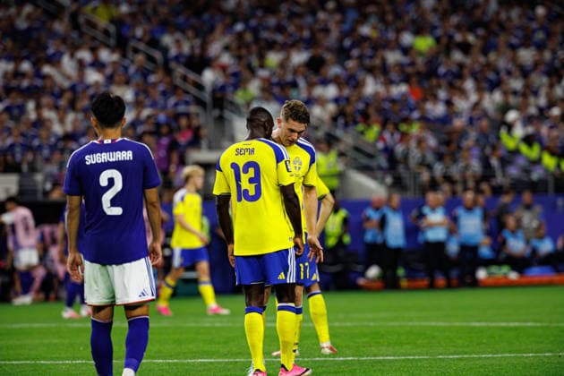 Ken Sema and Viktor Gyokeres seen during FIFA World Cup, WM, Weltmeisterschaft, Fussball 2026 game between national teams of Japan an Sweden (Grzegorz Wajda Ball Raw Images) Arlington Dallas Stadium USA Copyright: xGrzegorzxWajdax grzegorzwajda_japan_sweden_2526_3-19