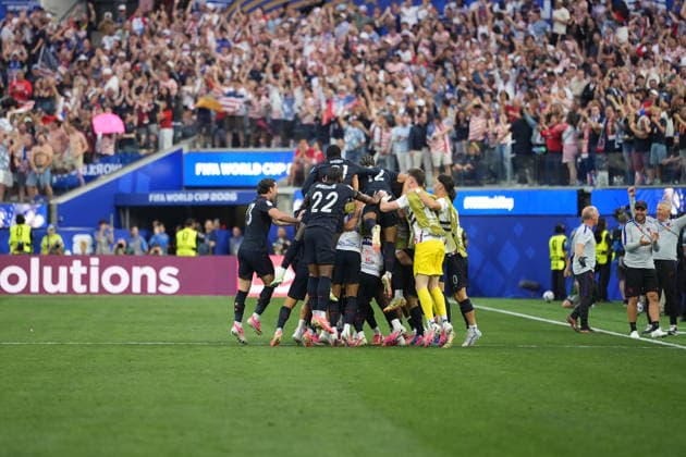 Turkiye v USA - FIFA World Cup, WM, Weltmeisterschaft, Fussball 2026 - Group D LOS ANGELES, CALIFORNIA - JUNE 25: Players of USA celebrate after a goal by Auston Trusty (6) during the 2026 FIFA World Cup First Stage Group D match between Turkiye and USA at the Los Angeles Stadium (SoFi Stadium) in Inglewood, California, United States on June 25, 2026. Tayfun Coskun Anadolu California United States. Editorial use only. Please get in touch for any other usage.  Copyright: x2026xAnadoluxTayfunxCoskunx