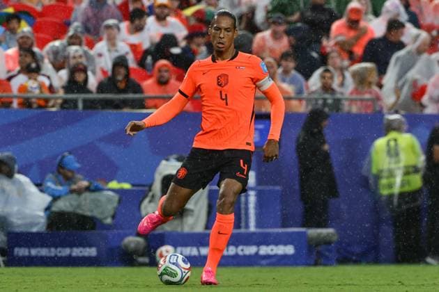 Virgil van Dijk of the Netherlands on the ball Tunisia v Netherlands, 2026 FIFA World Cup, WM, Weltmeisterschaft, Fussball 2026 Group F, International Football, Kansas City Stadium, Kansas City, USA - 25 Jun 2026Kansas Kansas City Stadium Missouri (MO) United States of America  Copyright: xTimxVizer Shutterstockx 16963088d