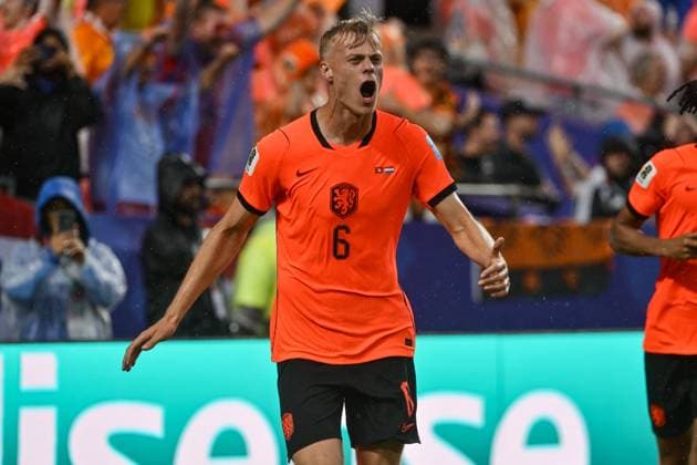 Jan Paul van Hecke of the Netherlands celebrates his goal Tunisia v Netherlands, 2026 FIFA World Cup, WM, Weltmeisterschaft, Fussball 2026 Group F, International Football, Kansas City Stadium, Kansas City, USA - 25 Jun 2026Kansas Kansas City Stadium Missouri (MO) United States of America  Copyright: xTimxVizer Shutterstockx 16963088h
