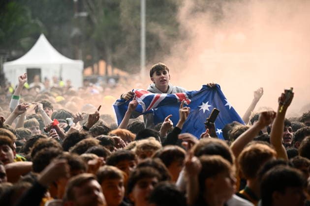 WORLD CUP LIVE SITE SYDNEY, Spectators are seen at a live site during the FIFA World Cup, WM, Weltmeisterschaft, Fussball Group D match between Australia and Paraguay at Tumbalong Park, in Sydney, Friday, June 26, 2026 ( NO ARCHIVING SYDNEY NEW SOUTH WALES AUSTRALIA  Copyright: xDANxHIMBRECHTSx 20260626117005471662