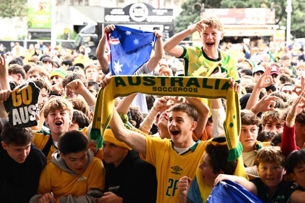 WORLD CUP LIVE SITE SYDNEY, Spectators are seen at a live site during the FIFA World Cup, WM, Weltmeisterschaft, Fussball Group D match between Australia and Paraguay at Tumbalong Park, in Sydney, Friday, June 26, 2026 ( NO ARCHIVING SYDNEY NEW SOUTH WALES AUSTRALIA  Copyright: xDANxHIMBRECHTSx 20260626141229056831
