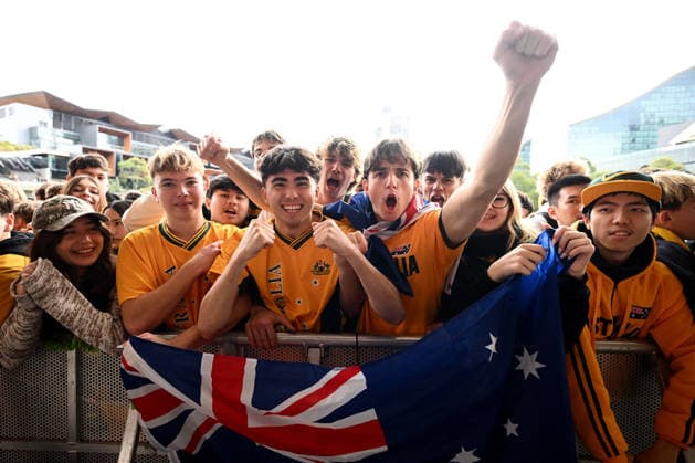 WORLD CUP LIVE SITE SYDNEY, Spectators are seen at a live site during the FIFA World Cup, WM, Weltmeisterschaft, Fussball Group D match between Australia and Paraguay at Tumbalong Park, in Sydney, Friday, June 26, 2026 ( NO ARCHIVING SYDNEY NEW SOUTH WALES AUSTRALIA  Copyright: xDANxHIMBRECHTSx 20260626155677791385