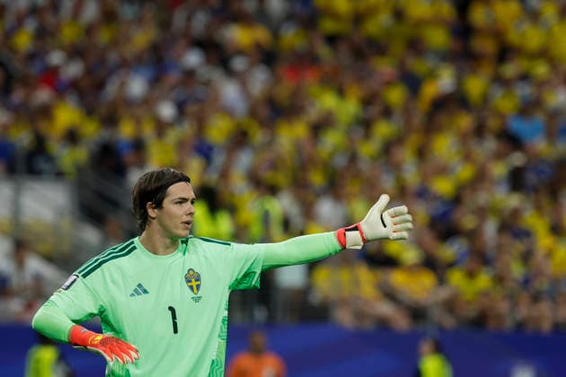Jacob Widell Zetterstrom of Sweden reacts during the FIFA World Cup, WM, Weltmeisterschaft, Fussball 2026 Group F match between Japan and Sweden at AT&T Stadium in Dallas, USA, 25 June 2025. FIFA World Cup 2026 - Group F - Japan vs. Sweden !ACHTUNG: NUR REDAKTIONELLE NUTZUNG!  Copyright: xMariscalx GR5101 20260626-55020713160_1