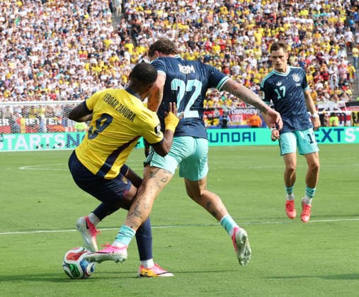 FIFA World Cup, WM, Weltmeisterschaft, Fussball 2026 EAST RUTHERFORD, NEW JERSEY - JUNE 25: Ecuador secured a 2-1 victory over Germany in their FIFA World Cup 2026 Group E match at MetLife Stadium on June 25, 2026 in East Rutherford, New Jersey, United States. Ecuador produced a spirited performance to claim all three points and finish the group stage on a high while Germany suffered their first defeat of the tournament. New York New Jersy MetLife Stadium USA Copyright: xseshadrixSUKUMARx